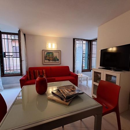 Ca' Priuli 1 Apartment Venice Exterior photo