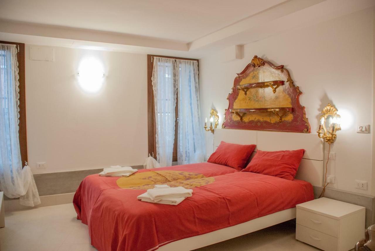 Ca' Priuli 1 Apartment Venice Exterior photo