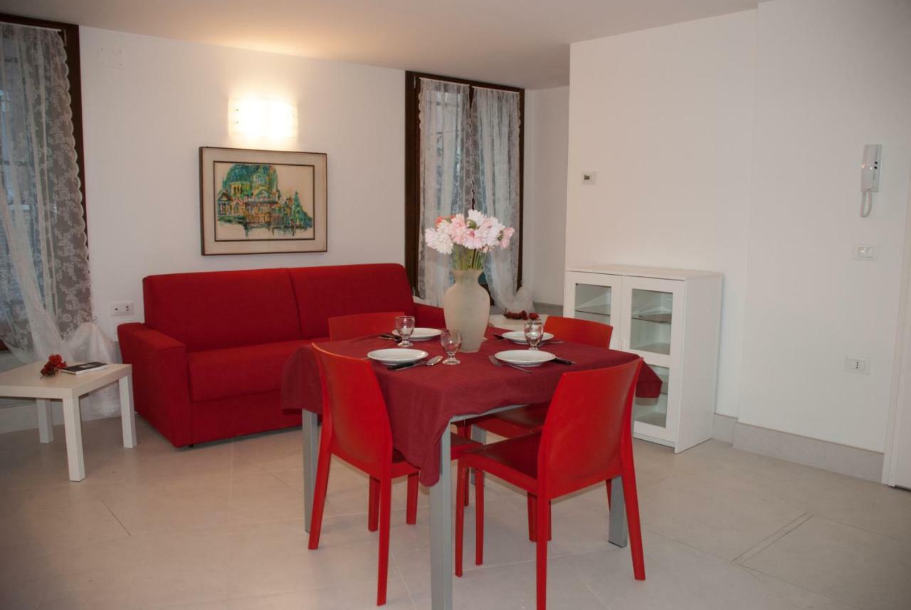 Ca' Priuli 1 Apartment Venice Exterior photo