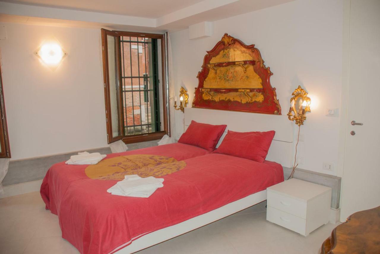 Ca' Priuli 1 Apartment Venice Exterior photo
